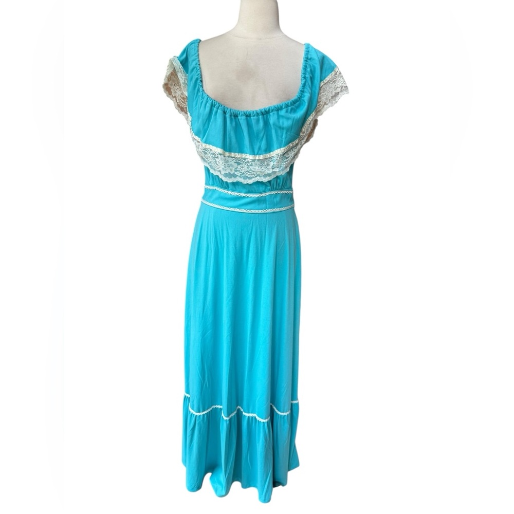Deadstock 1970s does Victorian Poly, Lace Trim, Can be worn off the Shoulder Pea